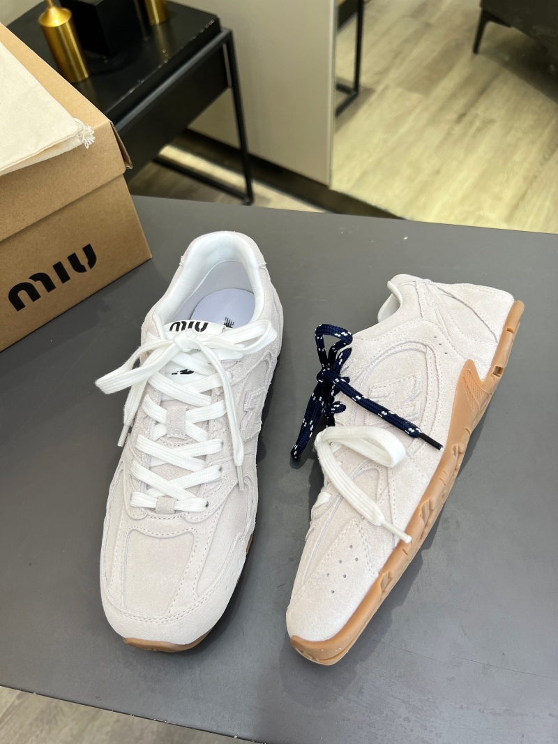 Miu Miu Casual Shoes